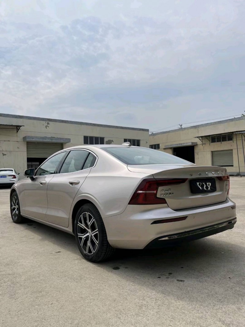 徐州23年沃尔沃S60L7