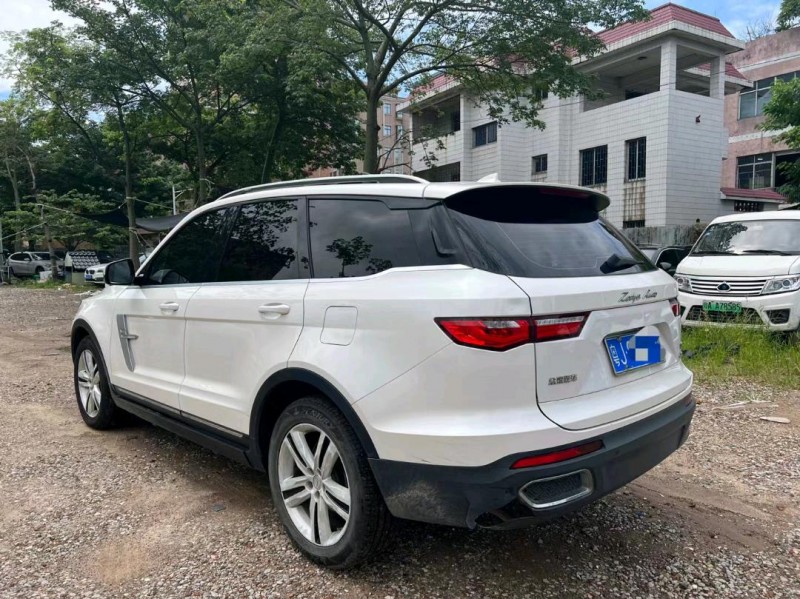广州19年众泰T8008