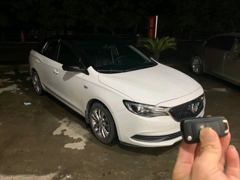 广州21年别克英朗2