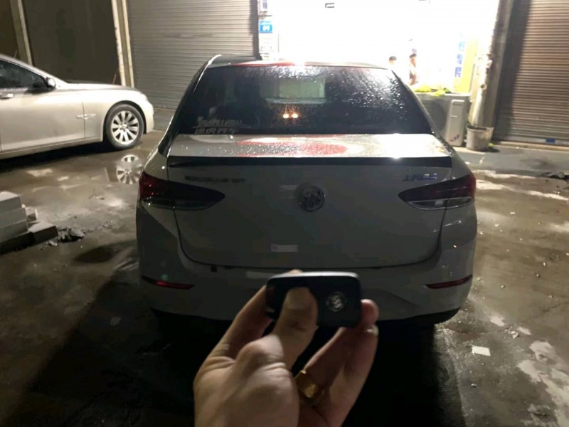 广州21年别克英朗4