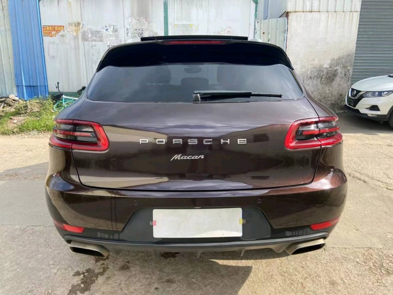 广州17年保时捷Macan7