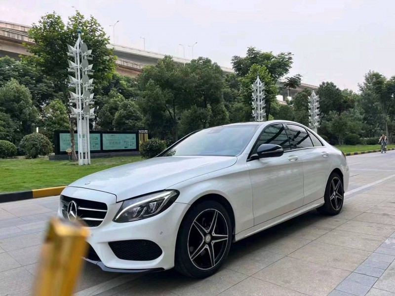 宜昌16年奔驰C3