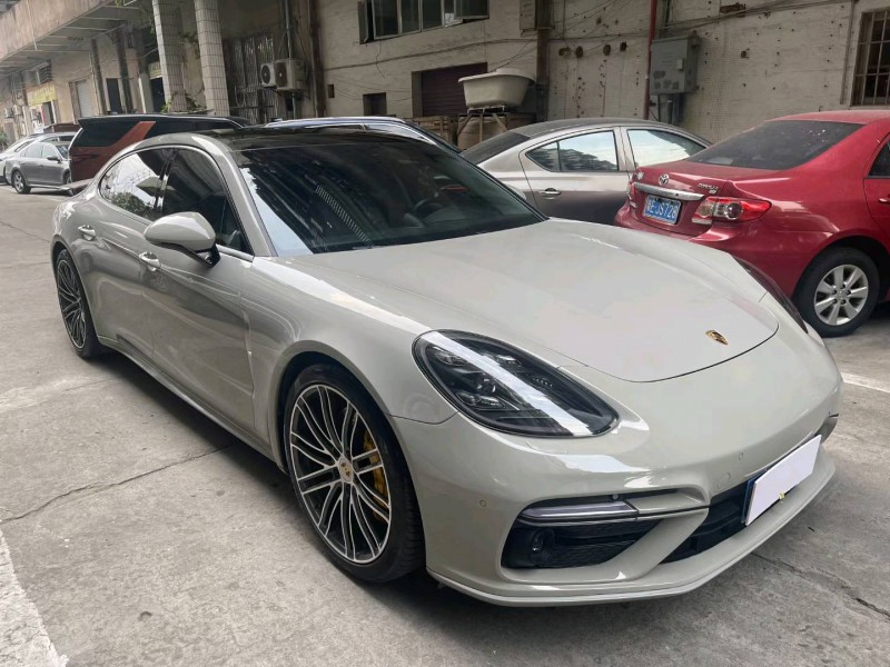 广州20年保时捷帕拉梅拉2
