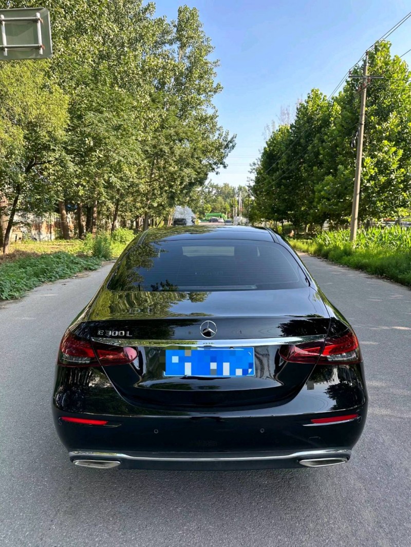 东营22年奔驰E9