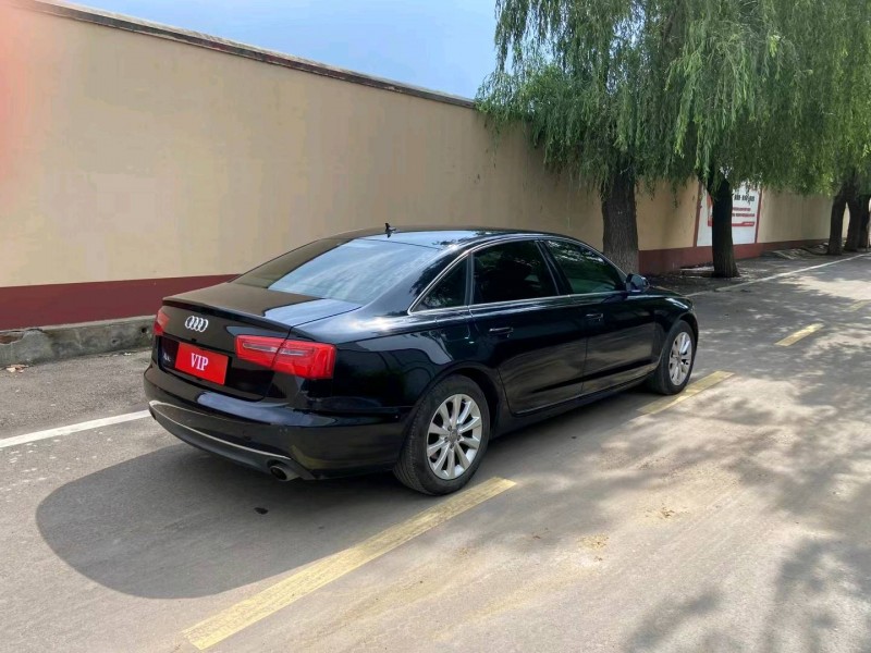 青岛13年奥迪A6L8