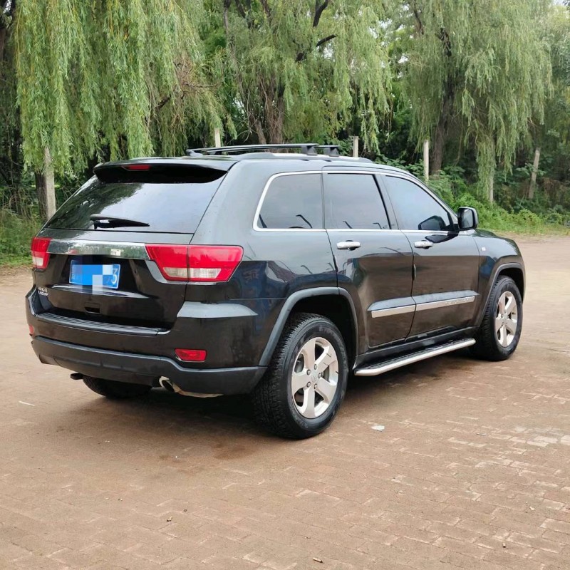 东营13年Jeep大切诺基6