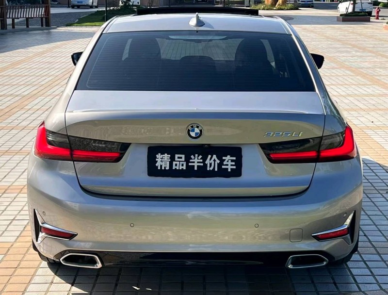 汕头19年宝马3系8