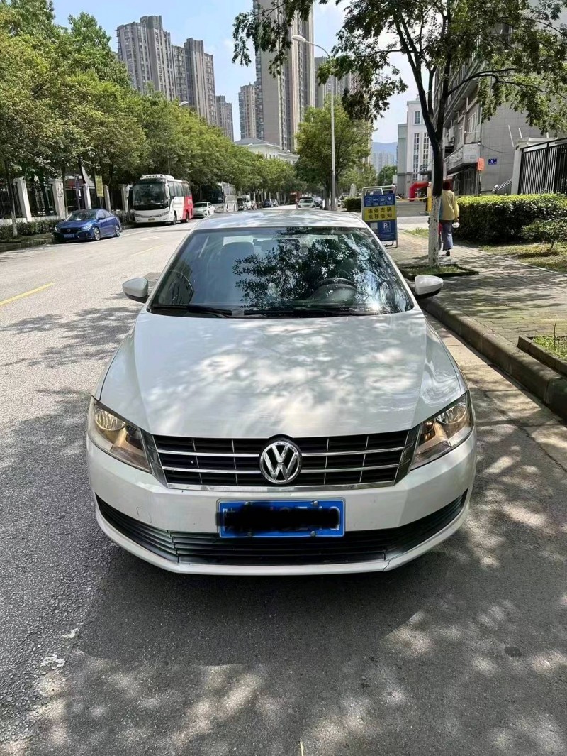 嘉兴17年大众朗逸1