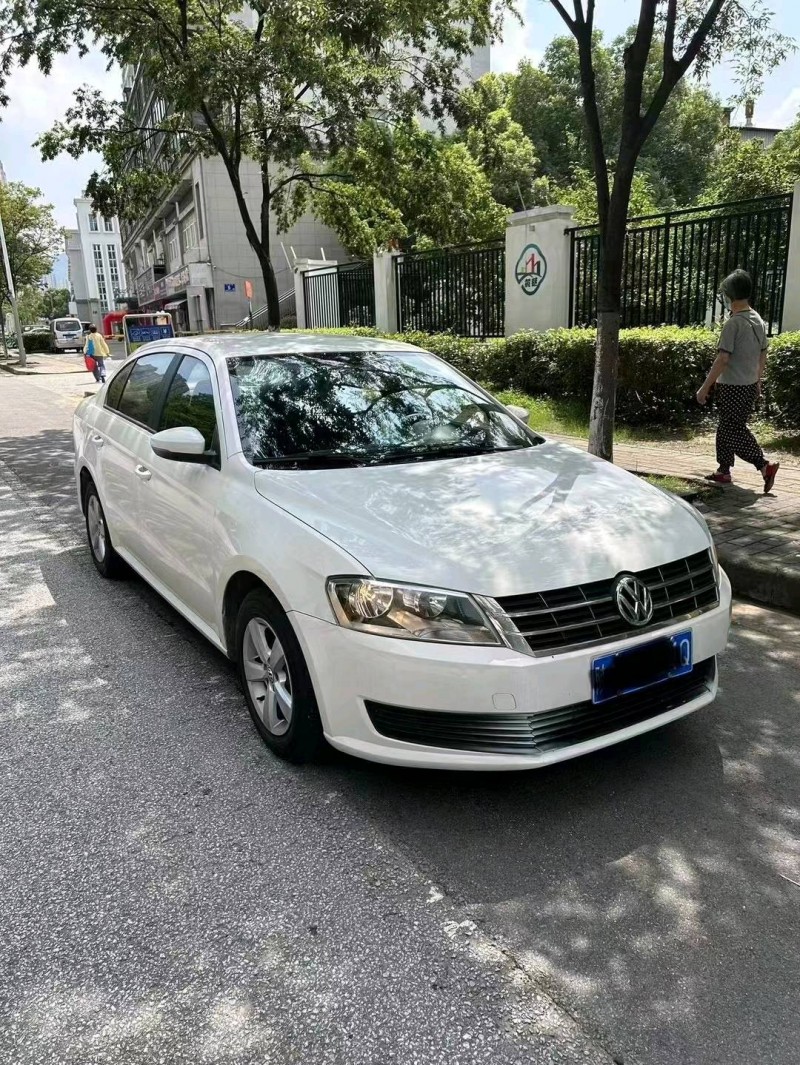 嘉兴17年大众朗逸2