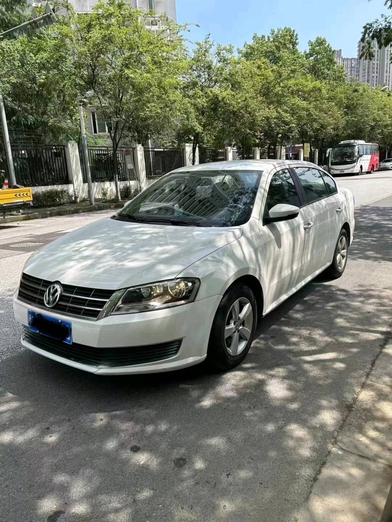 嘉兴17年大众朗逸3