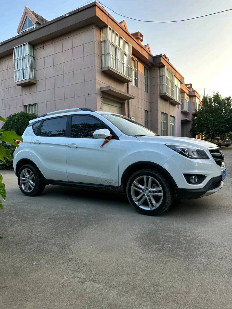 枣庄19年长安汽车CS352