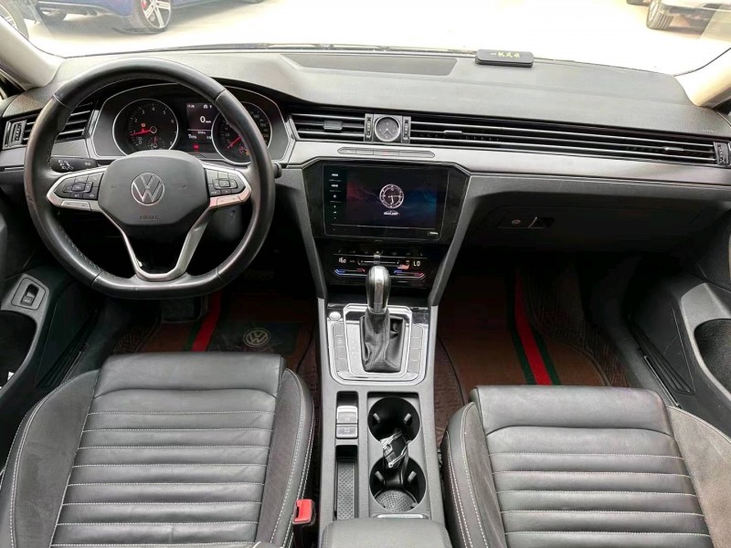 济宁21年大众迈腾5