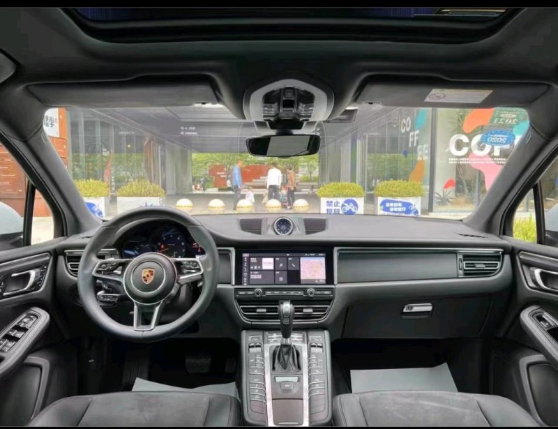 珠海19年保时捷Macan4