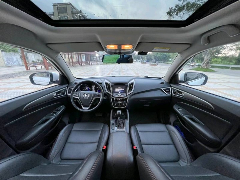 汕头17年长安汽车CS756