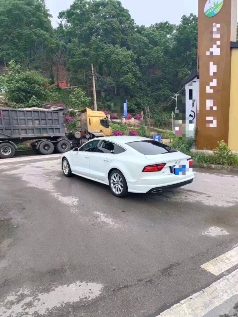 重庆18年奥迪A7L5