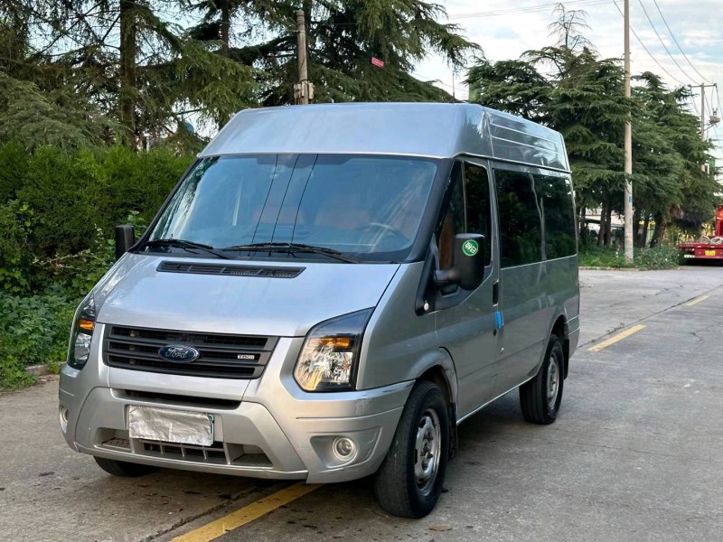 徐州19年福特全顺2