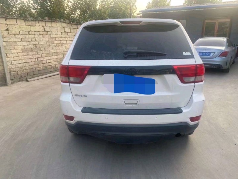 东营12年Jeep大切诺基4