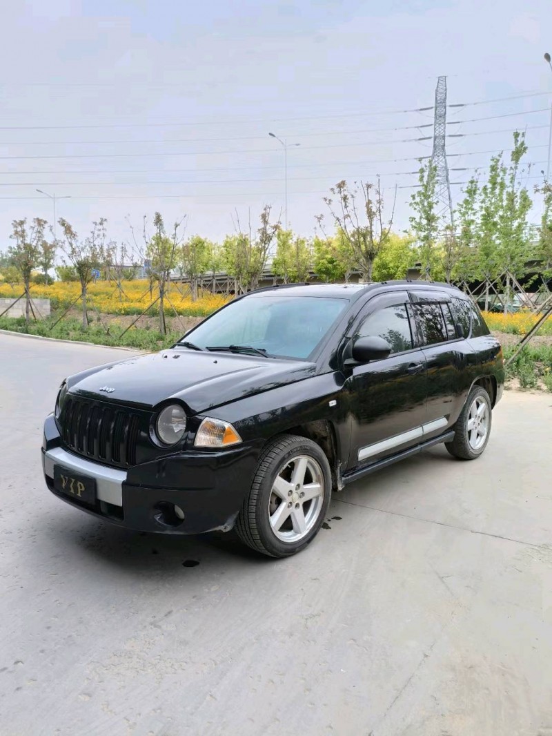 青岛11年Jeep指南者3