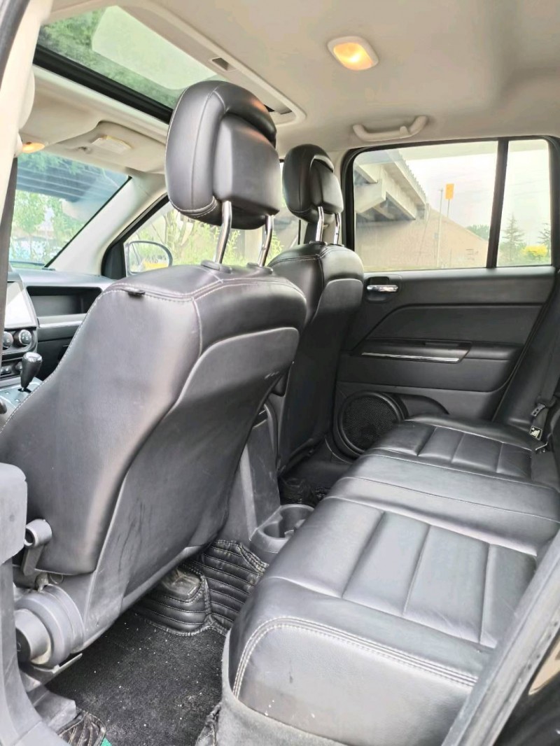 青岛11年Jeep指南者6