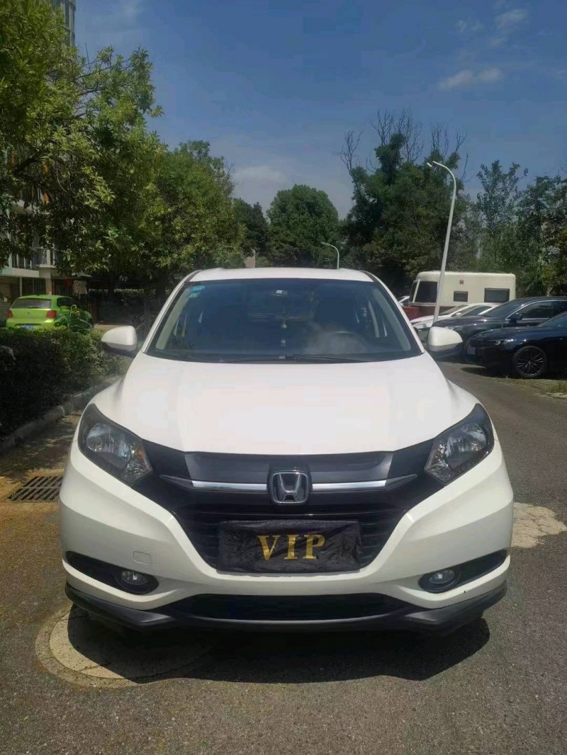 宜昌17年本田缤智1