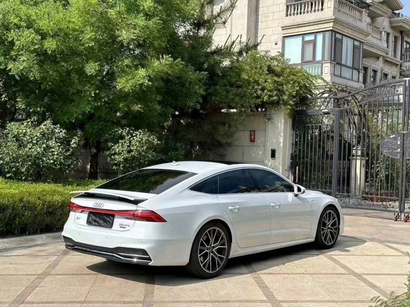 枣庄21年奥迪A7L9
