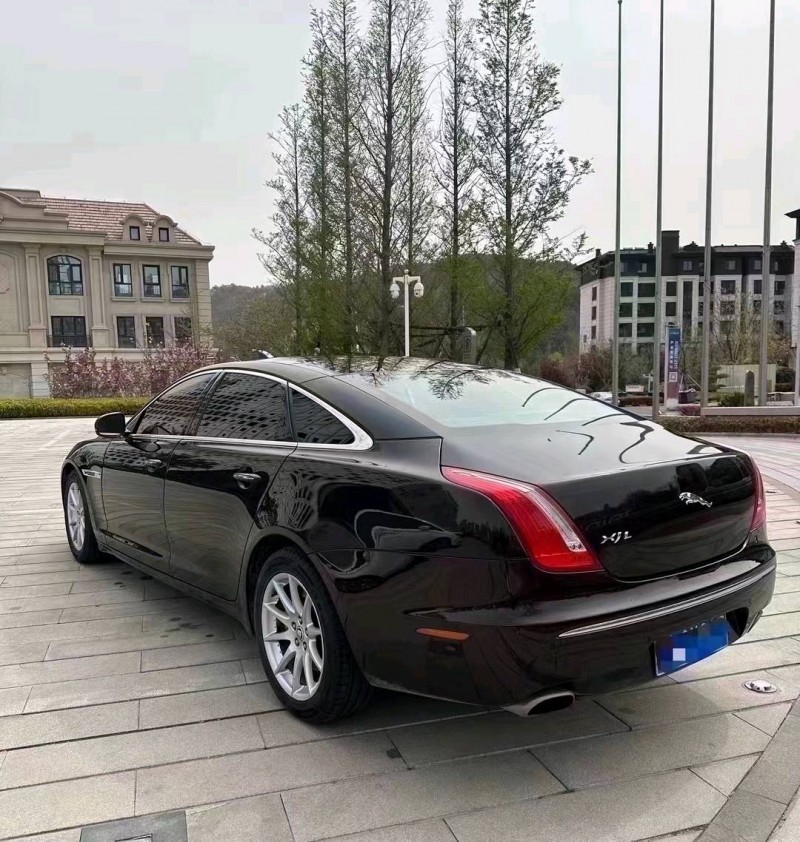 枣庄13年捷豹XJL9