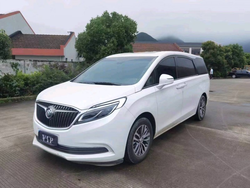 嘉兴19年别克GL82