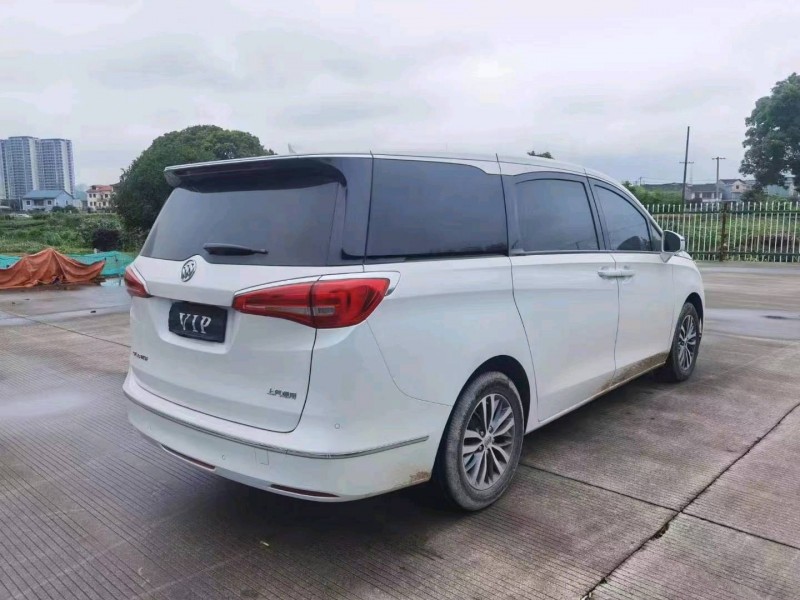 嘉兴19年别克GL85