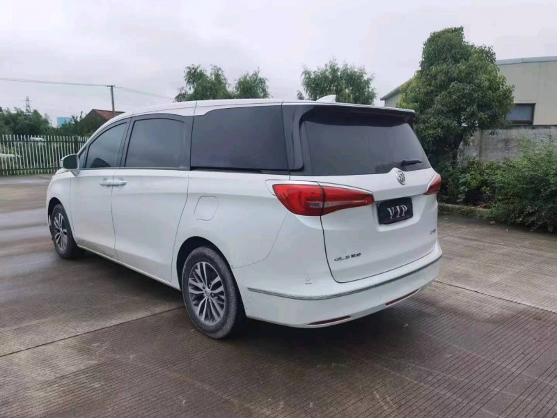 嘉兴19年别克GL87