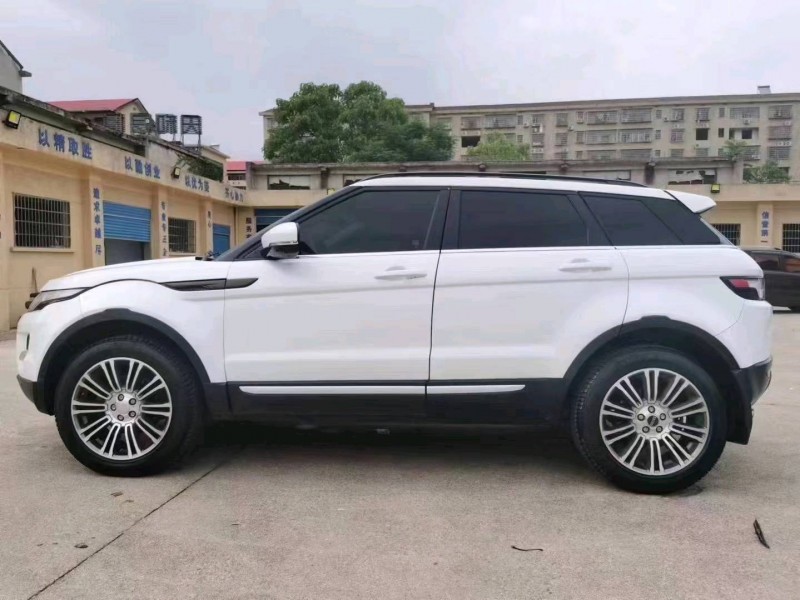 衡阳12年路虎极光3