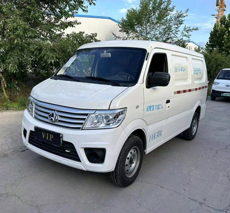 青岛23年长安汽车之星2