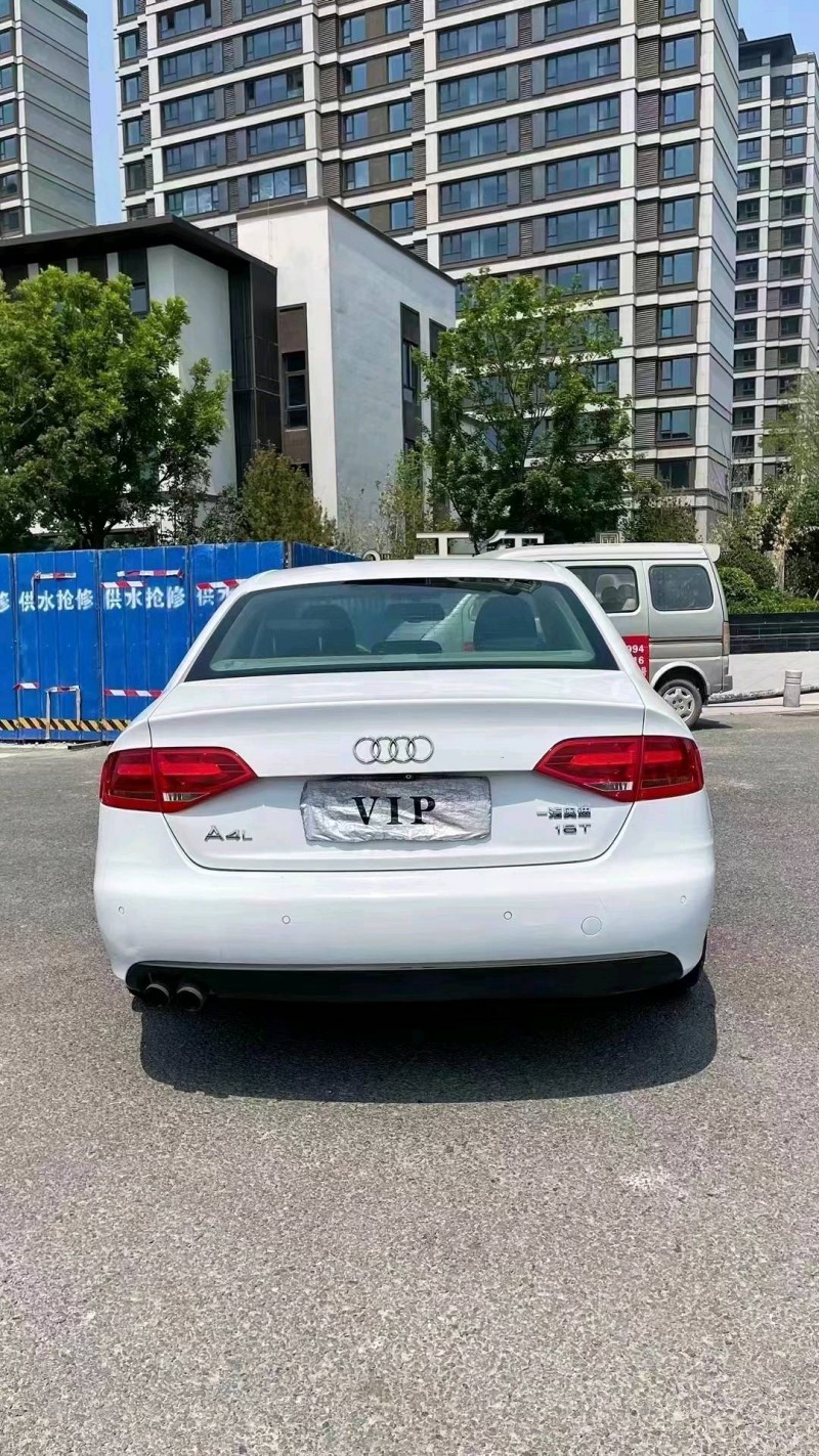 廊坊11年奥迪A4L9