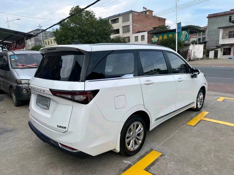 湘潭22年五菱汽車佳辰4