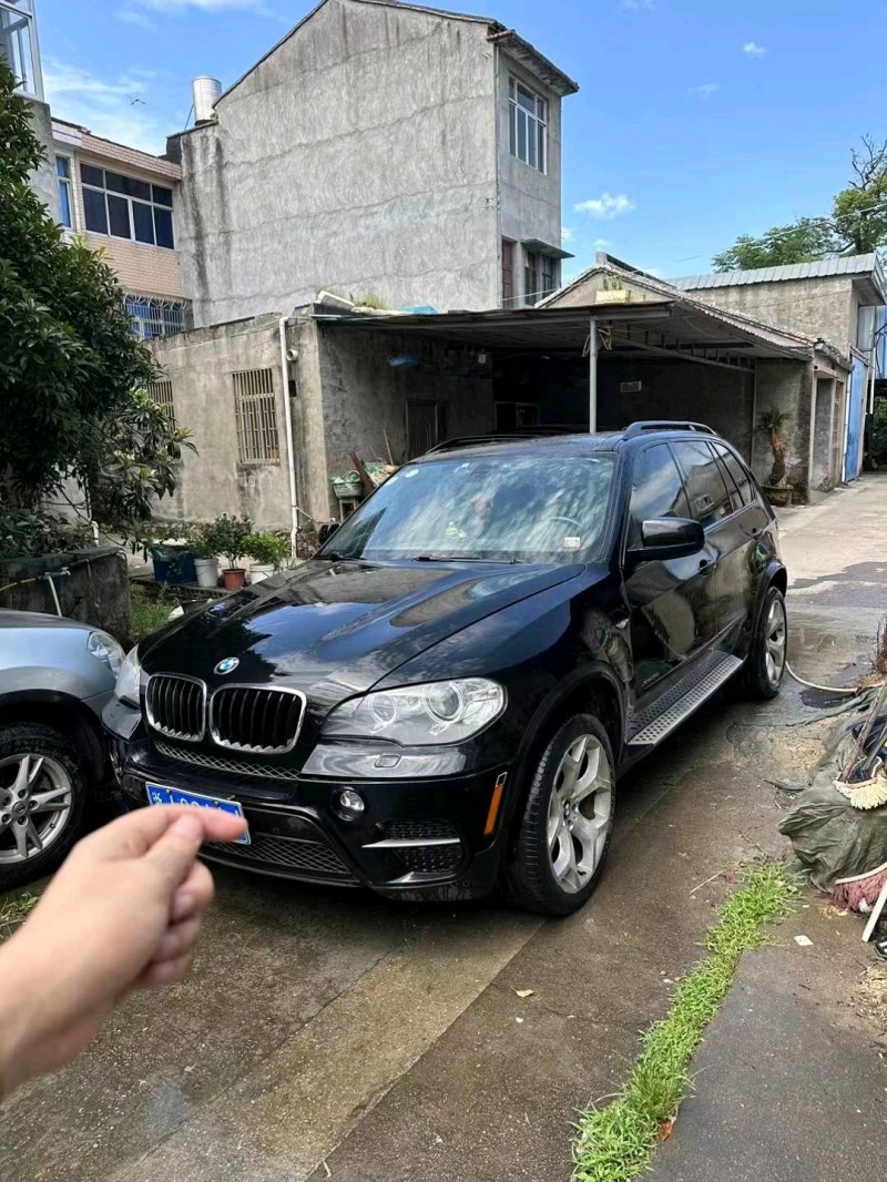 嘉兴12年宝马X52