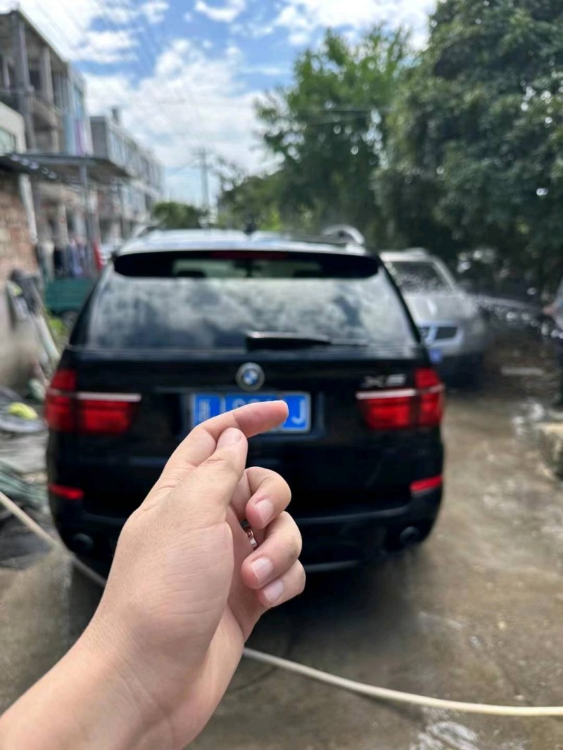 嘉兴12年宝马X55