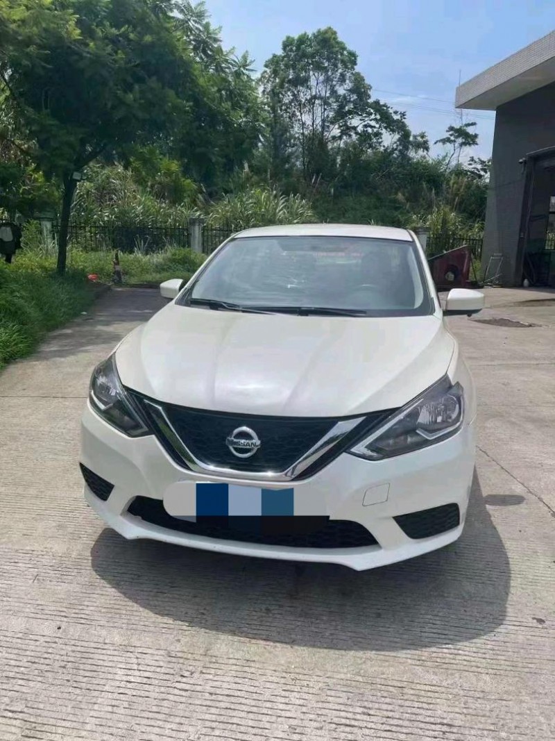 梧州20年日產軒逸1