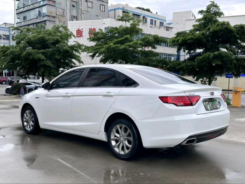 东莞16年吉利帝豪GL7
