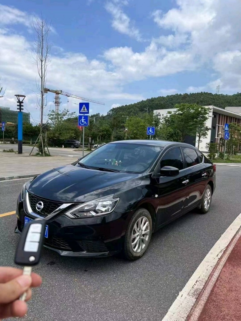 桂林18年日產軒逸2
