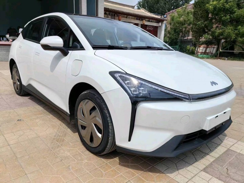 保定23年摩登汽车ModernIN7