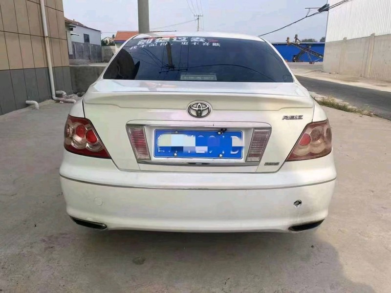 济南09年丰田锐志9