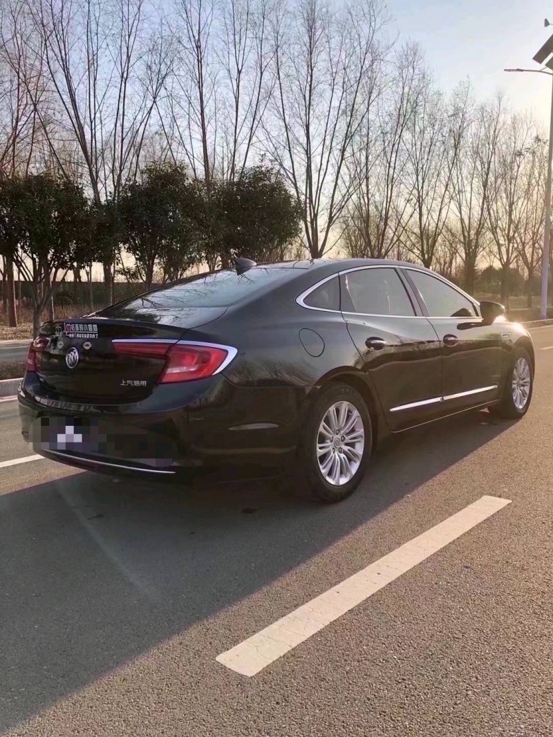 枣庄17年别克君越9