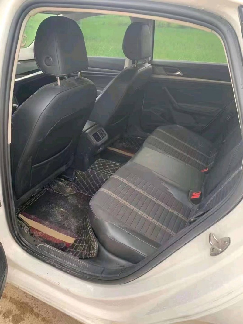 淮南21年大众朗逸6