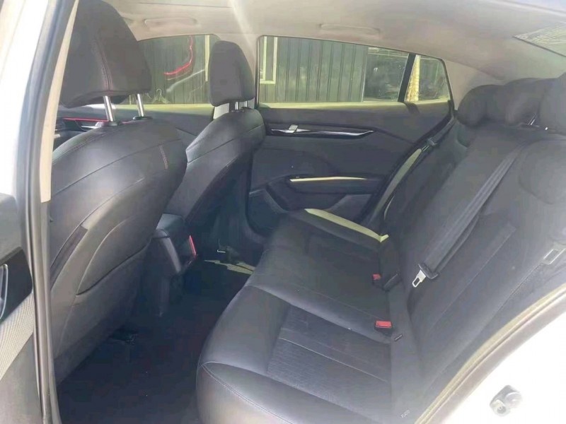 宜昌22年东风奕炫4