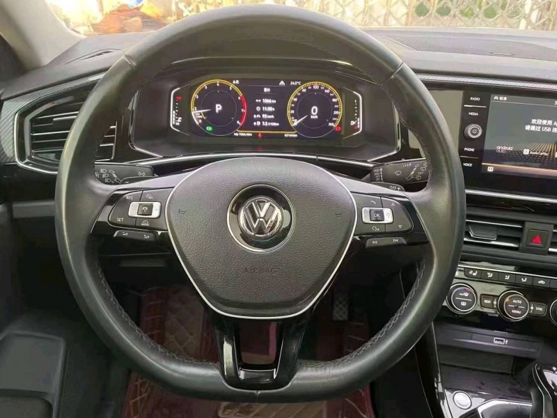 宜昌20年大众探岳5