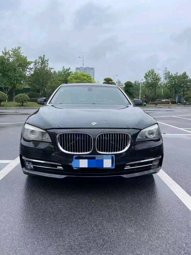 宜昌11年宝马7系1