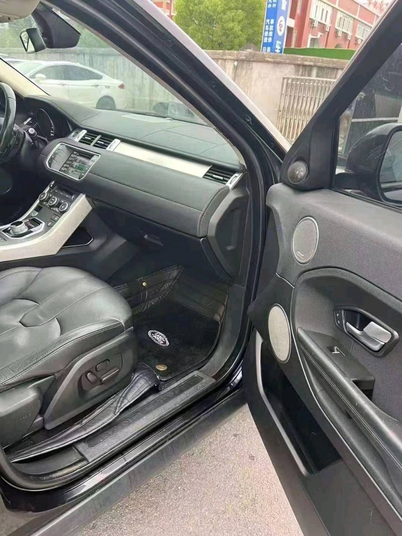 宜昌15年路虎极光4