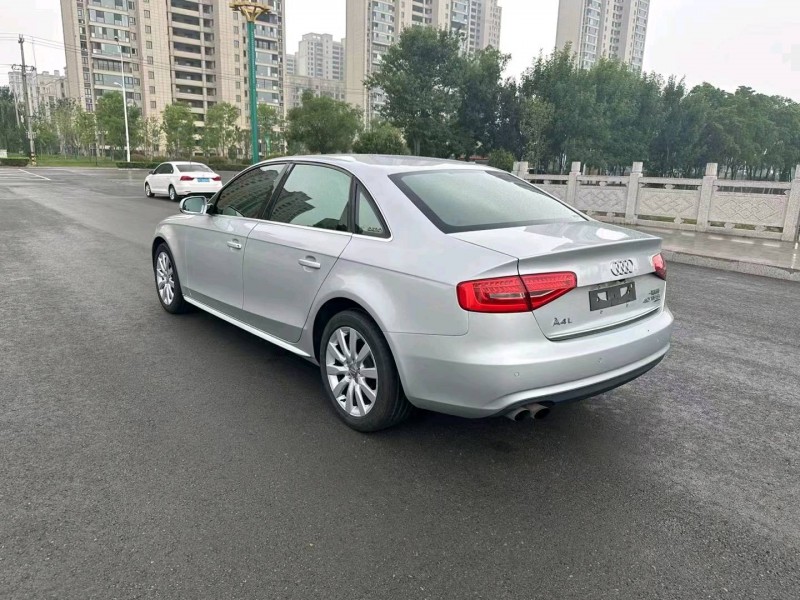 徐州14年奥迪A4L5