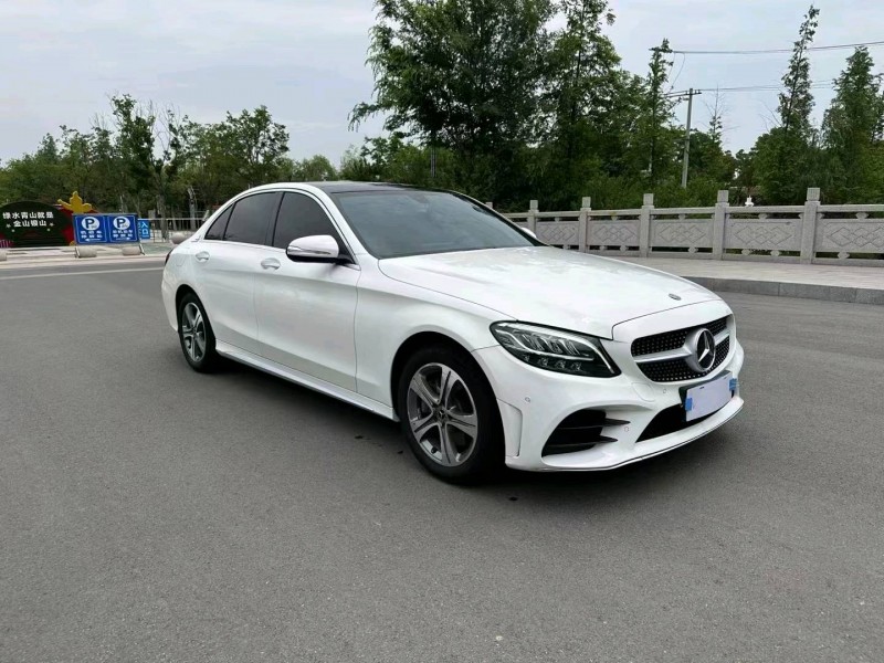 徐州19年奔驰C2