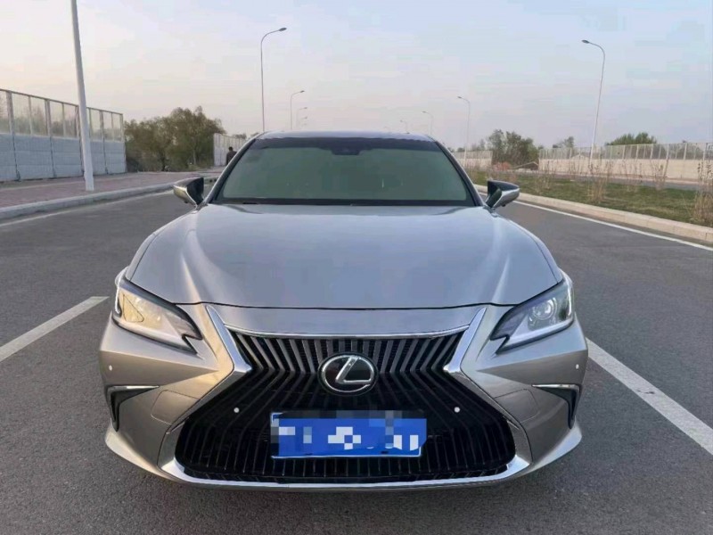 济南20年雷克萨斯ES1