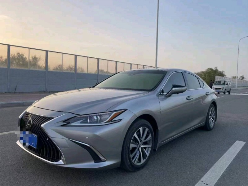 济南20年雷克萨斯ES3